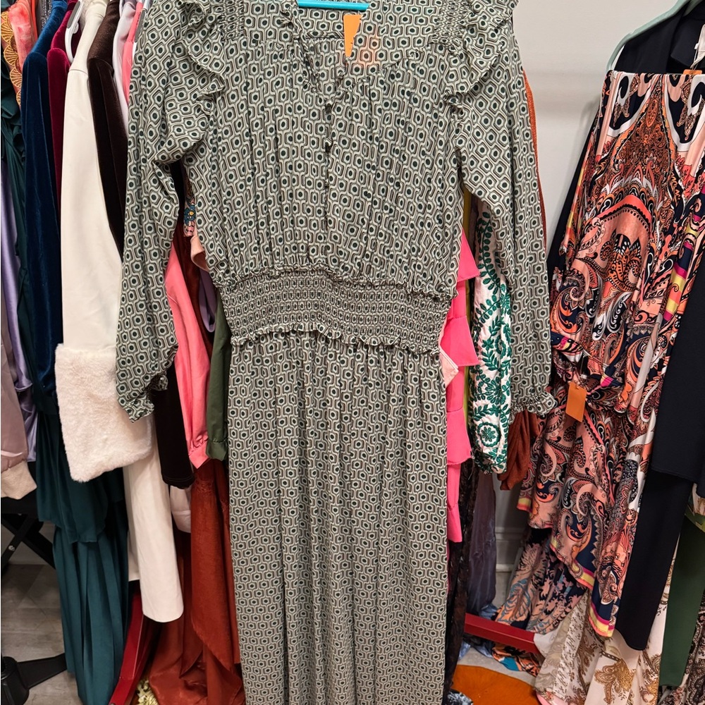 Chic Geometric Long Sleeve Dress